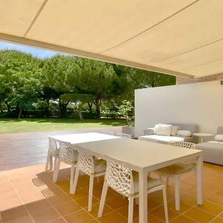 Mitri, Monte Laguna-cleverdetails, 5 Bedroom Villa, Sleeps 8 Adults 2 Children