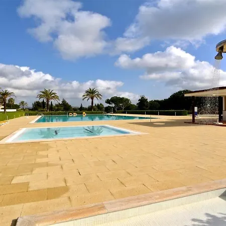 Mitri, Monte Laguna-cleverdetails, 5 Bedroom Villa, Sleeps 8 Adults 2 Children *