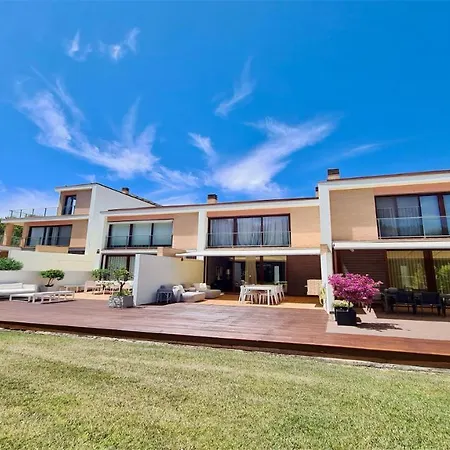Mitri, Monte Laguna-cleverdetails, 5 Bedroom Villa, Sleeps 8 Adults 2 Children *