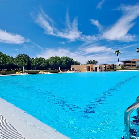 Mitri, Monte Laguna-cleverdetails, 5 Bedroom Villa, Sleeps 8 Adults 2 Children * Vilamoura