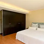 Mitri, Monte Laguna-cleverdetails, 5 Bedroom Villa, Sleeps 8 Adults 2 Children * Vilamoura