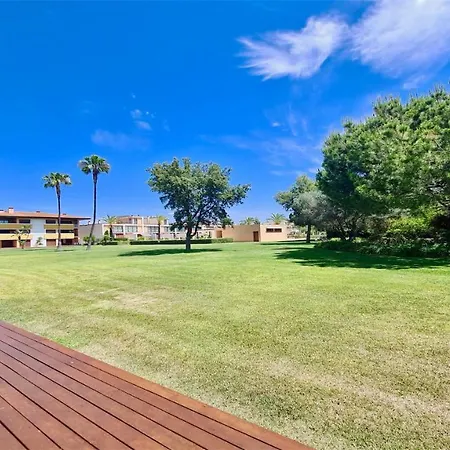 Mitri, Monte Laguna-cleverdetails, 5 Bedroom Villa, Sleeps 8 Adults 2 Children Casa de Férias Vilamoura